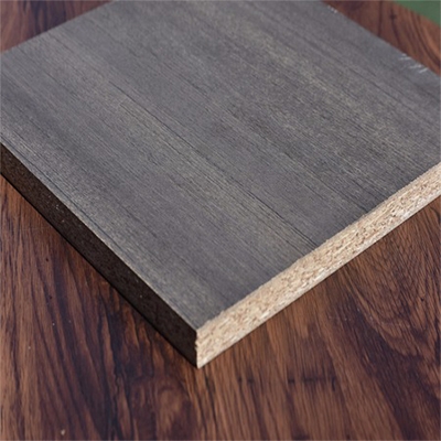 实木颗粒板厂家：鉴别贴面板质量的方法
